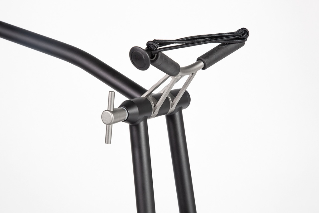 JuCad Phantom Black on black Titan ylätuki